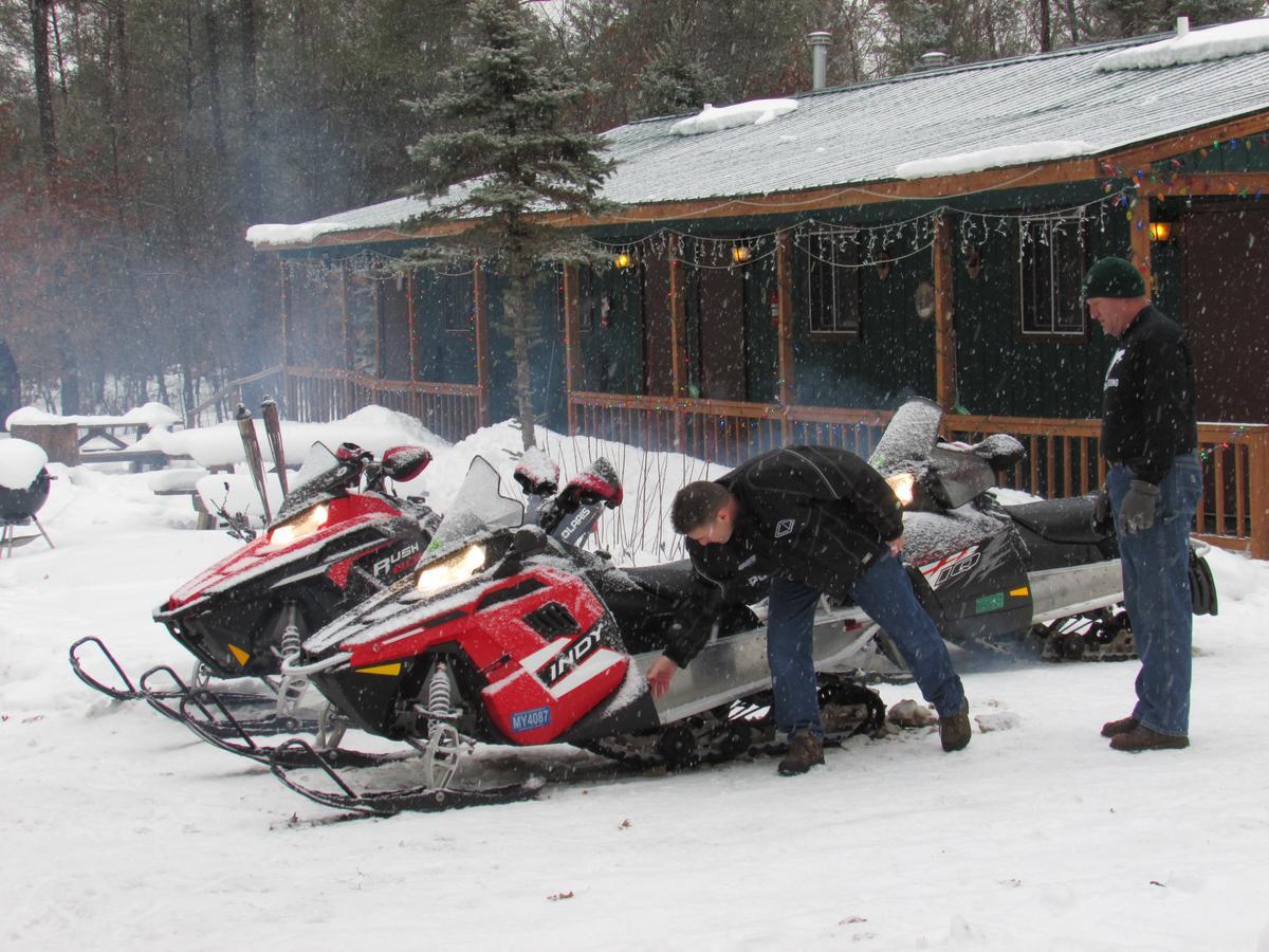 Best Bear Lodge & Campground Irons Eksteriør billede